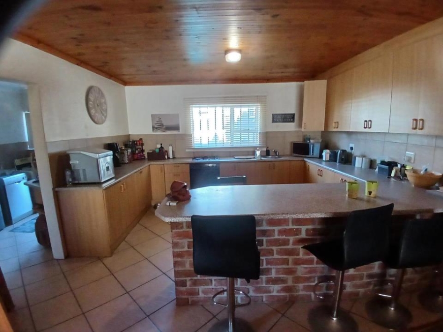 3 Bedroom Property for Sale in De Kelders Western Cape